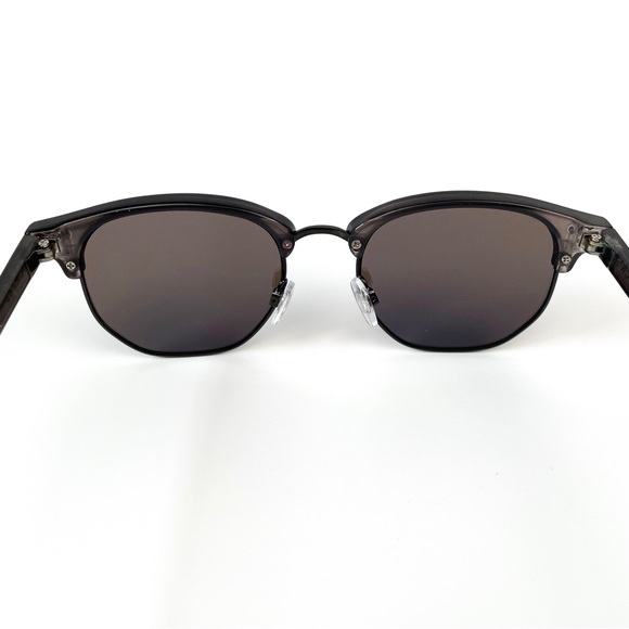 Dockers Hexagonal Mirror-lens Sunglasses - Picture 4 of 5